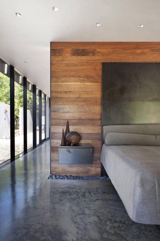 2_guest_room_flooring