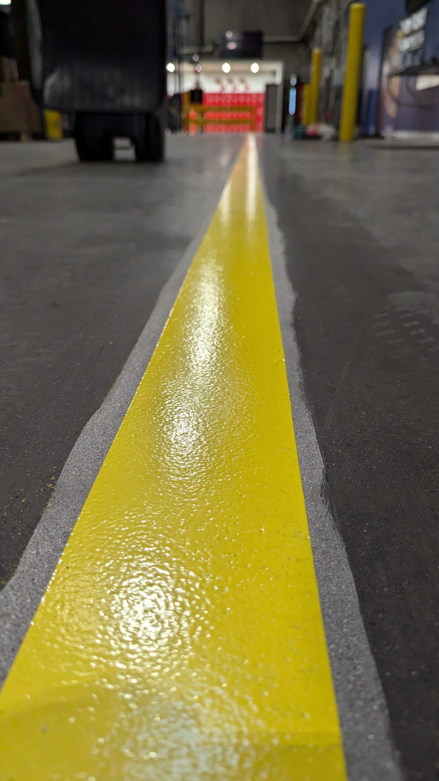 2_slip_resistant_epoxy_flooring_for_warehouses