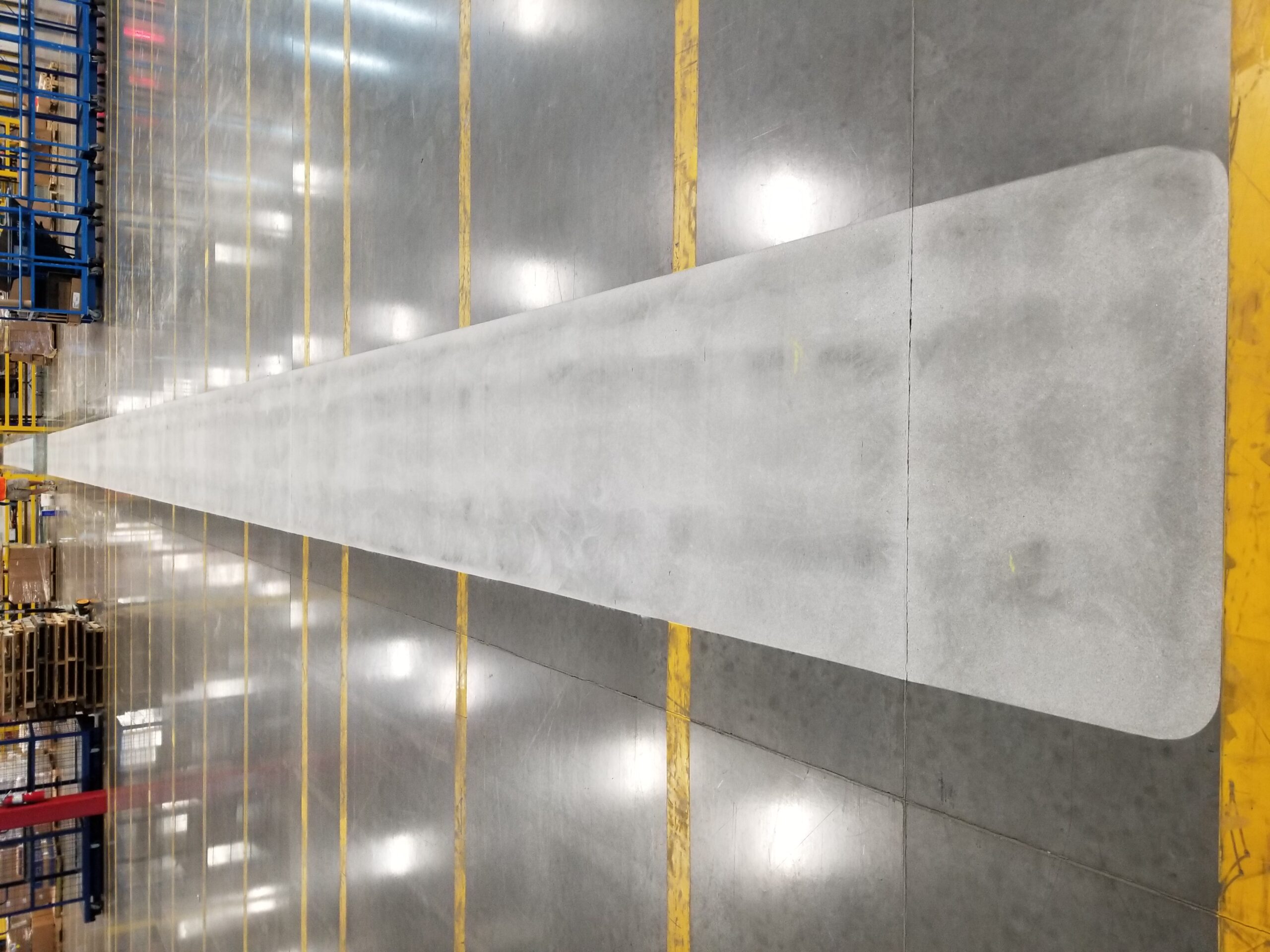 4_seamless_and_easy_to_clean_epoxy_flooring_for_warehouses