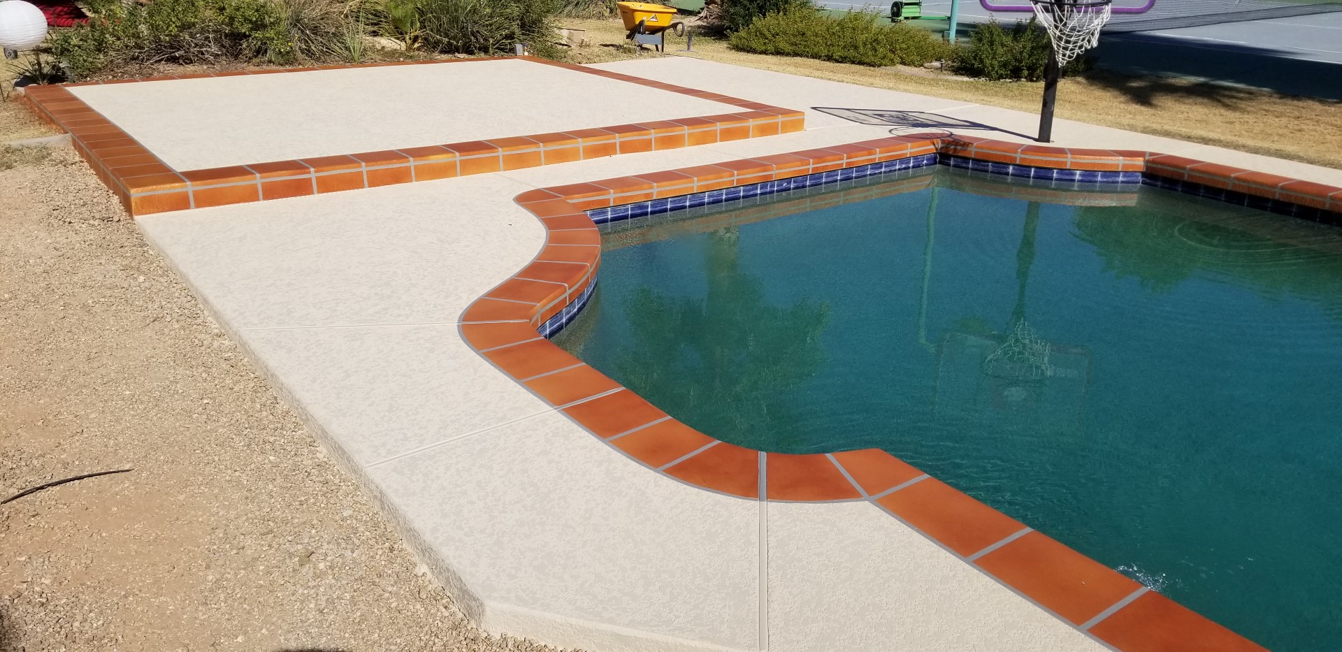 4_stain_resistant_tetured_pool_deck_coatings