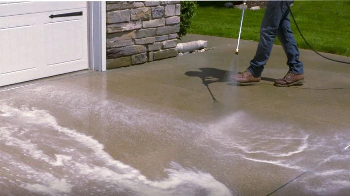 7_hotel_and_resort_driveway_wash_and_seal