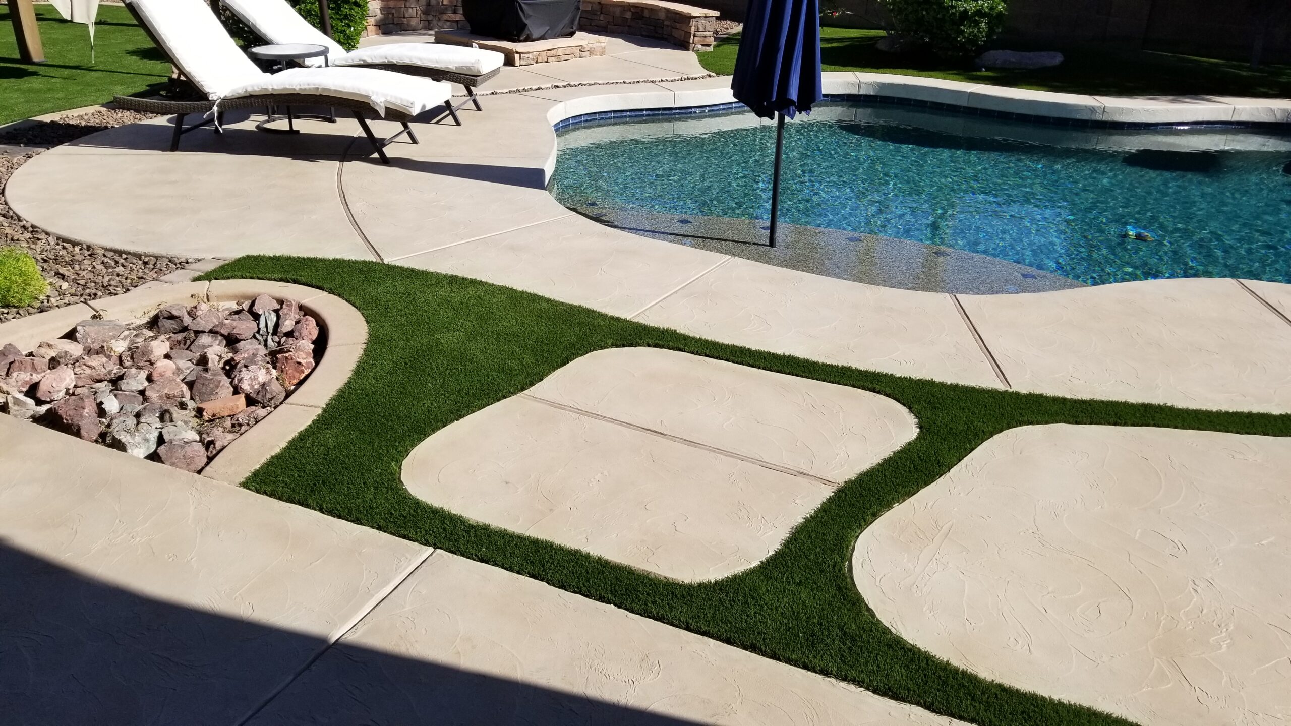 9_pool_deck_and_recreational_area_flooring