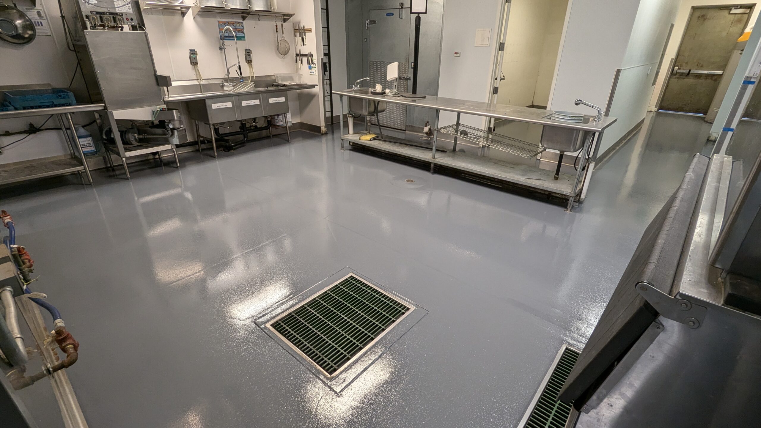 18_self_leveling_epoxy_flooring