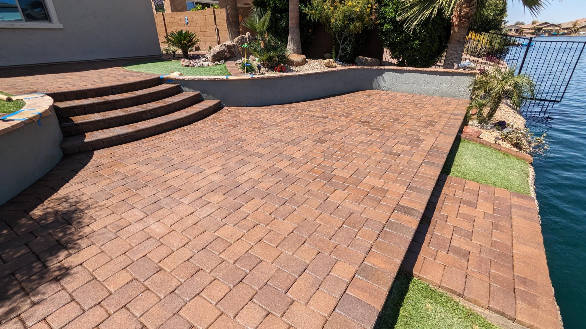 This image shows a driveway that was painted with epoxy