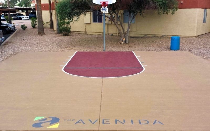 7. benefits This image shows a driveway that was painted with epoxy
