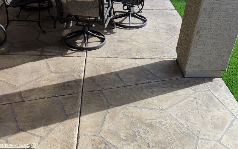 This image shows a driveway that was painted with epoxy
